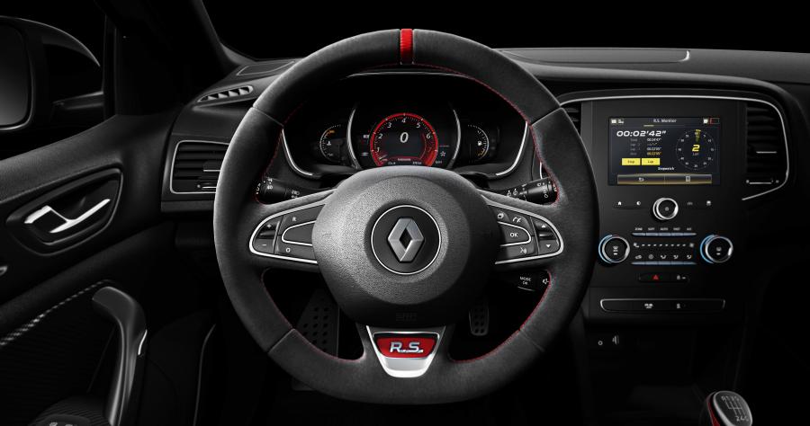 Панель приборов Renault Megane R.S. Trophy-R 2019 года  (WW) (фото 45 из 49)